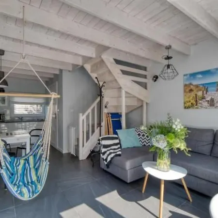 Mit Privater Terrasse By Interhome