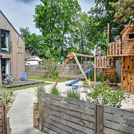 Mit Privater Terrasse By Interhome Dom wakacyjny *